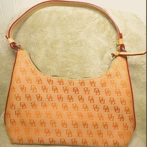 Dooney & Bourke shoulder bag Lea Orange - leather - w/key latch